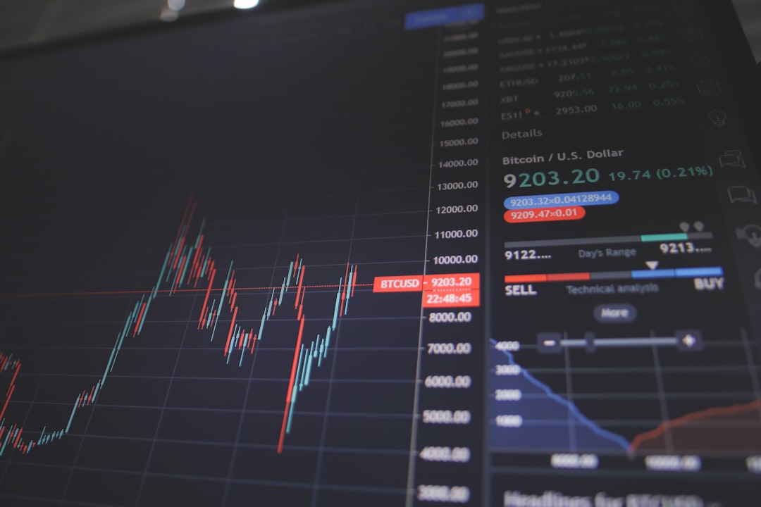 DeFi: En Dyptgående Utforskning av Desentraliserte Finansiell Tjenester